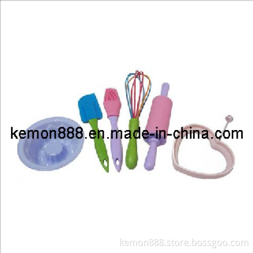 New Kitchenware with Set of 17PCS Environmental